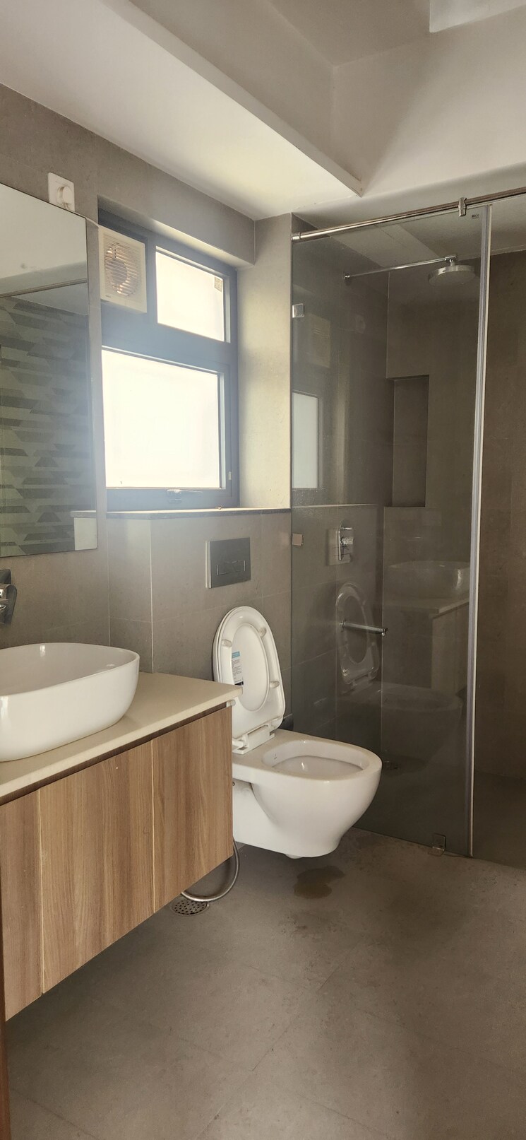 Bathroom, chattarpur 4 Bedroom 200 Sq.Yd. Builder Floor In Chattarpur Delhi 9457783