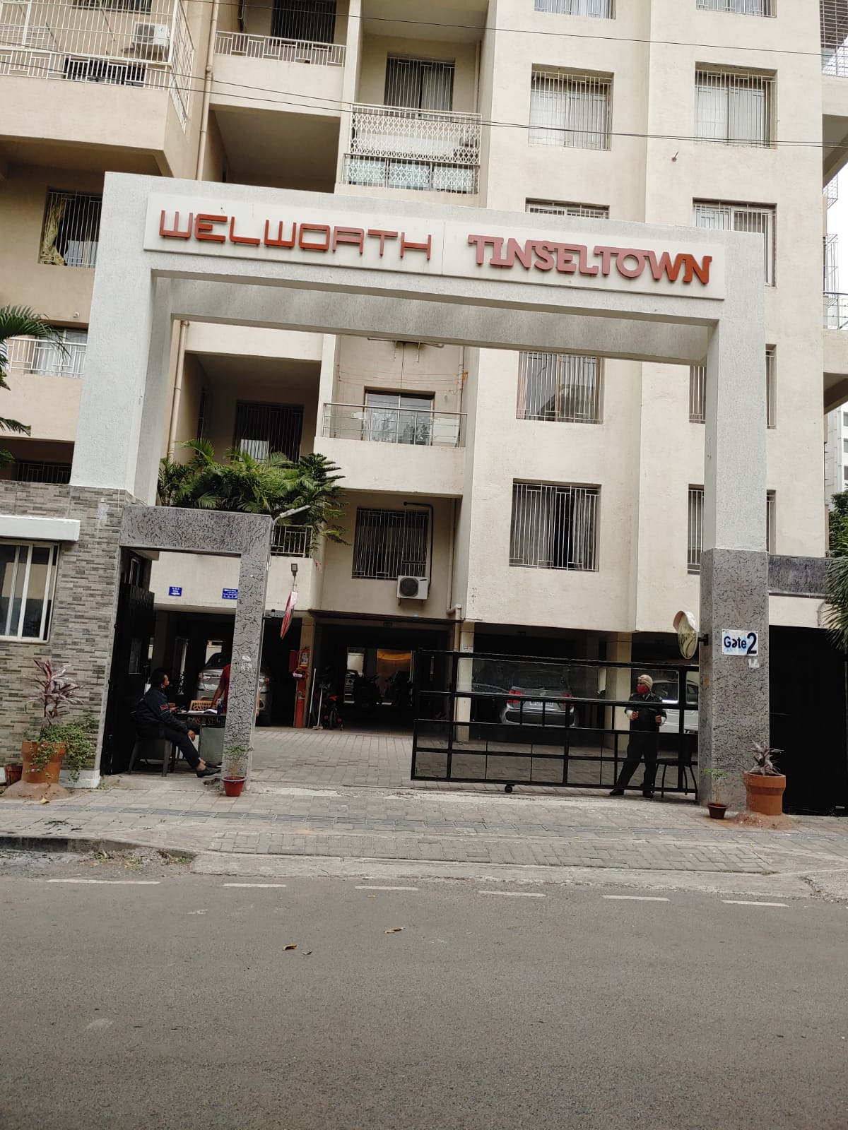 3 BHK + Servant Room 1500 Sq.Ft. Apartment in Welworth Tinseltown