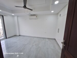 Team Area in 3 BHK Builder Floor at Dlf City Phase 3 – for Rent