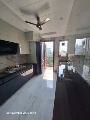 Kitchen in 3 BHK Builder Floor at Dlf City Phase 3 – for Rent