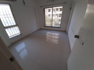 Room in 2 BHK Apartment at Grande View 7 Phase 3, Ambegaon Budruk – for Rent