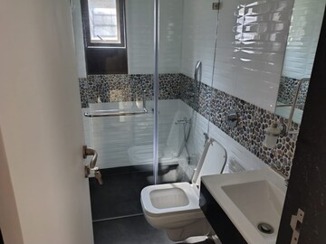 Team Area in 4 BHK Apartment at Hiranandani Gardens Eden Bungalows, Powai – for Rent