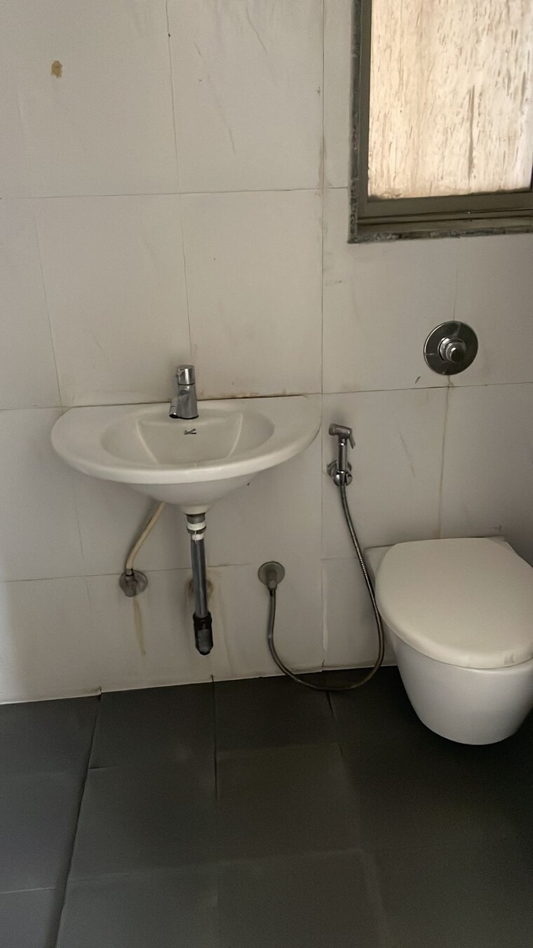 Bathroom, trimbak-garden 1 Bedroom 425 Sq.Ft. Apartment In Dombivli East Thane 9457829