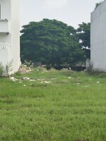 500 Sq.Yd. Plot in DLF Hyde Park