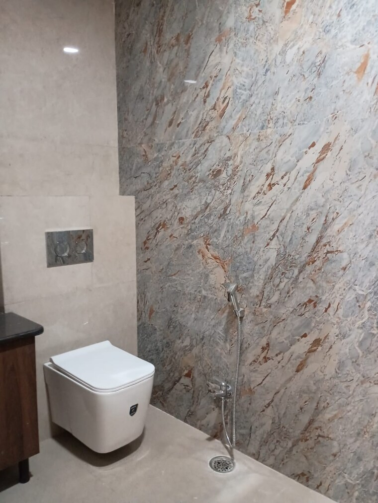 Bathroom, vishesh-khand 3 Bedroom 2160 Sq.Ft. Independent House In Gomti Nagar Lucknow 9458099