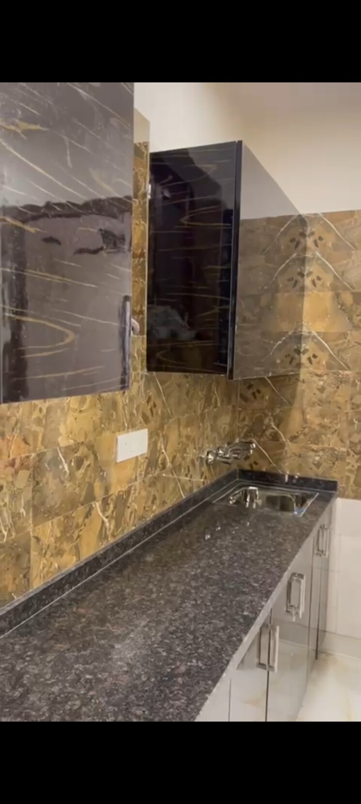 Kitchen, lajpat nagar ii 1 Bedroom 60 Sq.Yd. Builder Floor In Lajpat Nagar ii Delhi 9457990