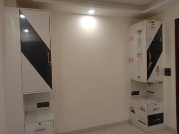 Master Bedroom in 4 BHK Builder Floor at Dwarka Mor – for Sale