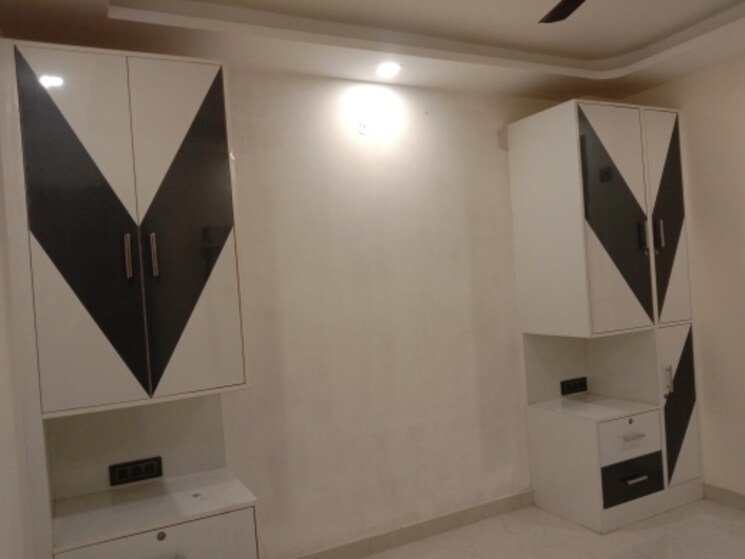 Kitchen, dwarka mor 4 Bedroom 1080 Sq.Ft. Builder Floor In Dwarka Mor Delhi 9458067