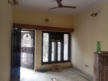 Room in 2 BHK Apartment at Vasundhara Pride, Vasundhara Sector 16 – for Rent