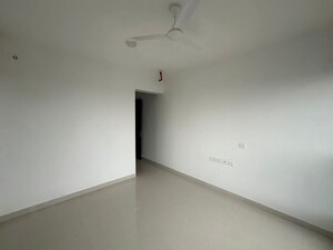 Room in 2 BHK Apartment at Sunteck City Avenue 4, Goregaon West – for Rent