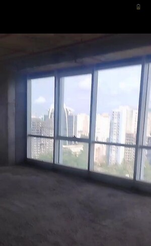 Room in  Office Space at Mulund West – for Rent