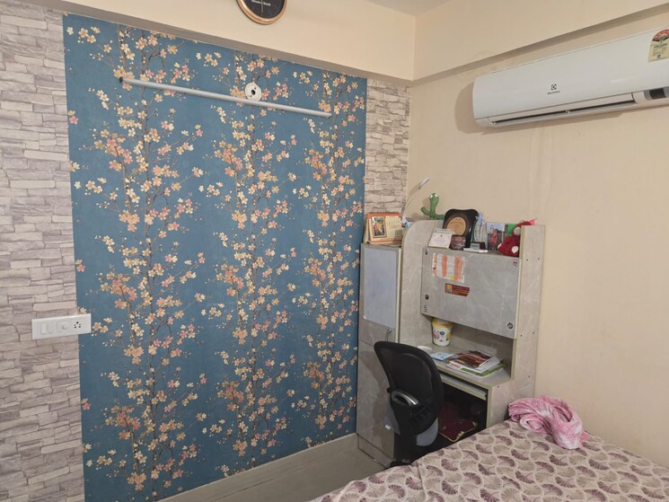 Team Area, suncity-avenue-102 2 Bedroom 632 Sq.Ft. Apartment In Sector 102 Gurgaon 9458062