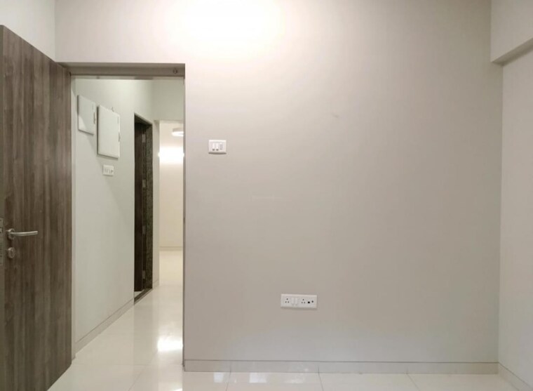 Room, virat-chs 1 Bedroom 420 Sq.Ft. Apartment In Goregaon East Mumbai 9458111