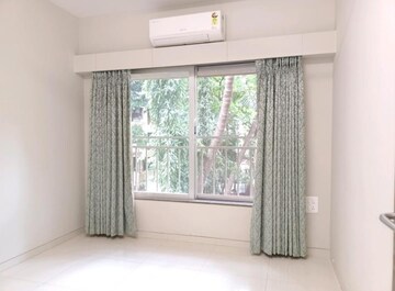 Room in 1 BHK Apartment at Virat CHS, Goregaon East – for Rent