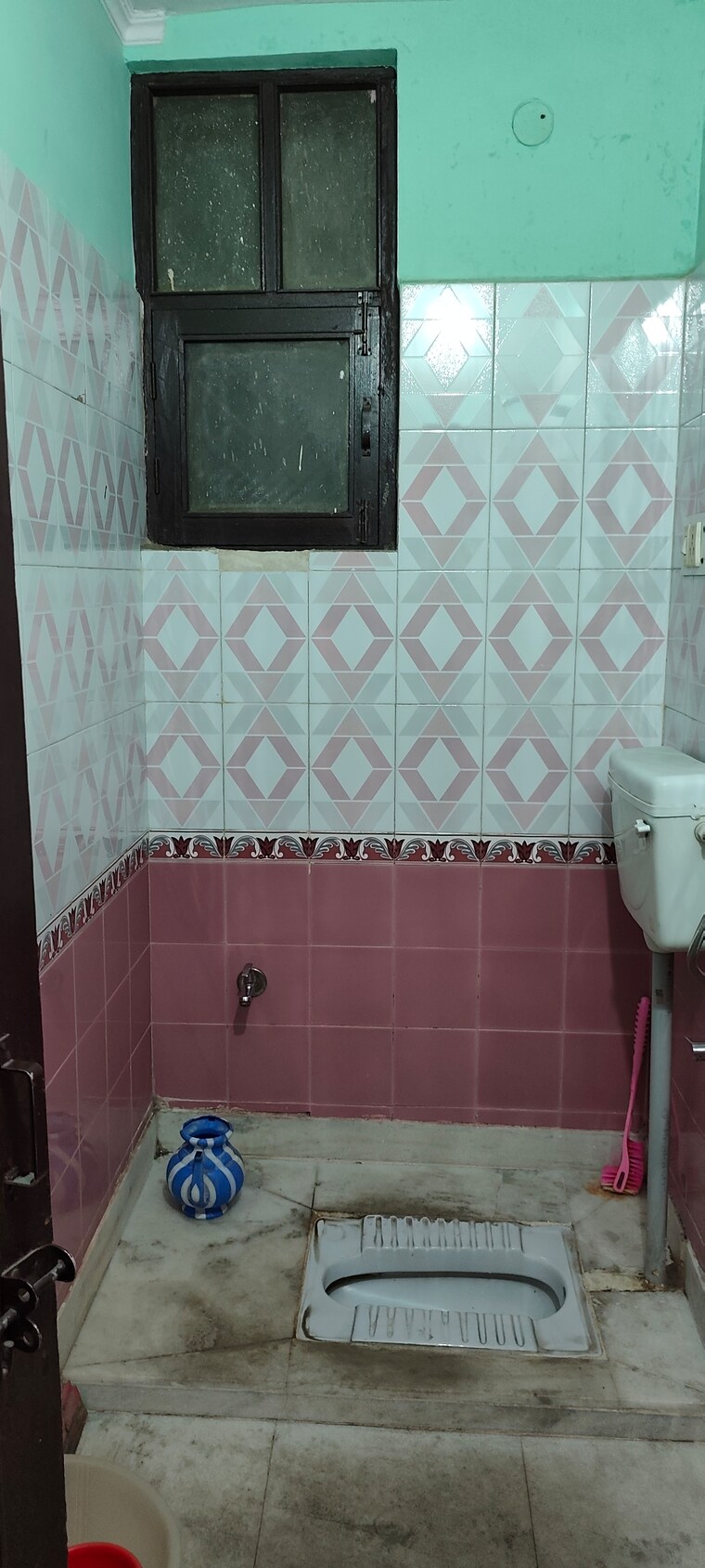 Bathroom, gda-mandakini-apartments 2 Bedroom 1000 Sq.Ft. Apartment In Vaishali Sector 4 Ghaziabad 9458132