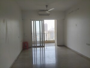 2 BHK Apartment For Sale in L&T Crescent Bay T2, Parel