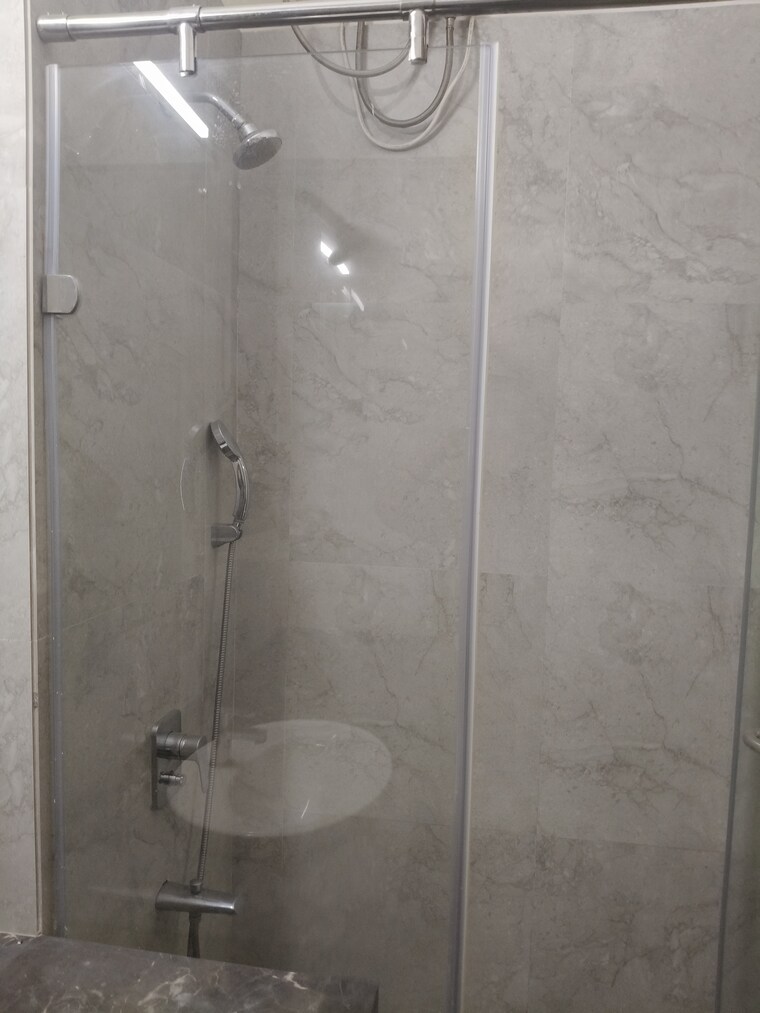 Attached Bathroom, l-t-crescent-bay-t2 2 Bedroom 920 Sq.Ft. Apartment In Parel Mumbai 9458185
