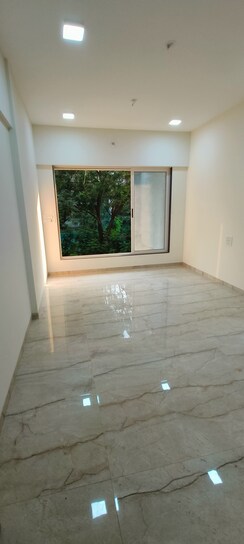 2 BHK Apartment For Sale in Shri Mahavir Krupa CHS