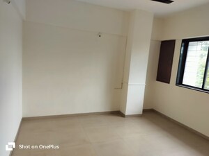 Room in 3 BHK Apartment at Mantri Lavendula, Chandani Chowk – for Rent