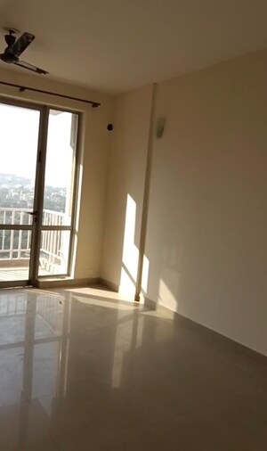2 BHK Apartment For Rent in Pioneer Park Phase 1, Sector 61
