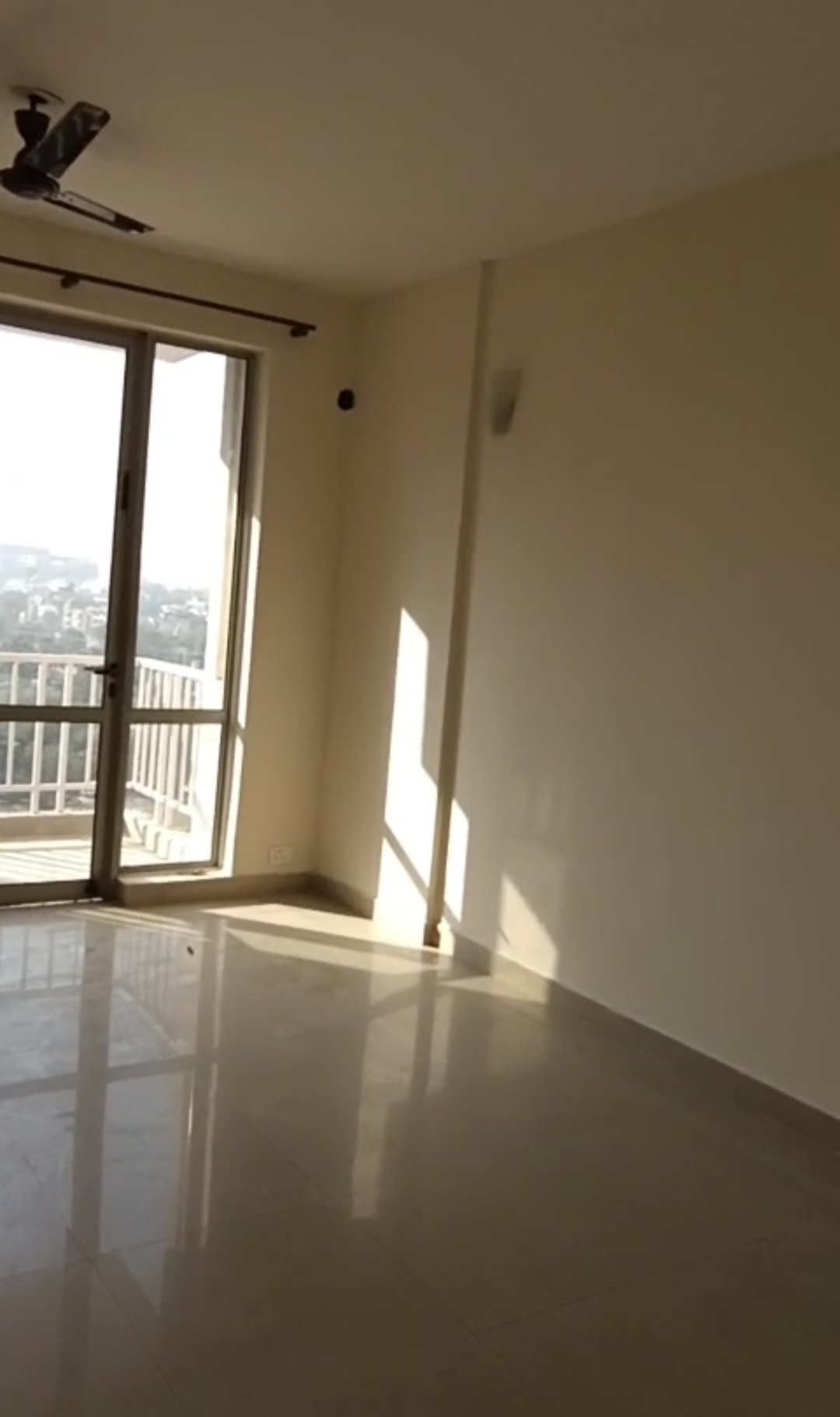 2 BHK + Servant Room Apartment For Rent in Pioneer Park Phase 1
