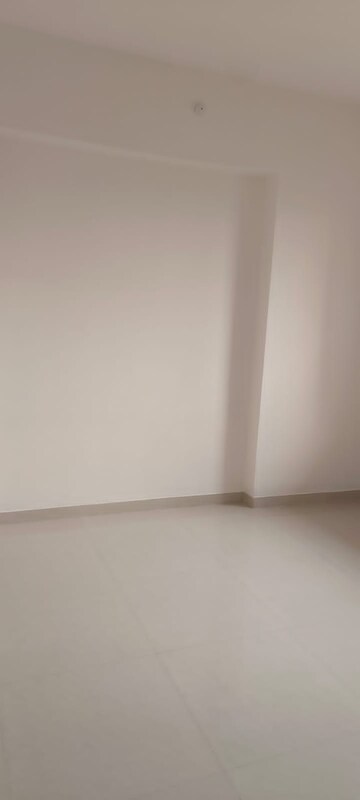 Room in 1 BHK Apartment at Lodha Regency, Dombivli East – for Rent