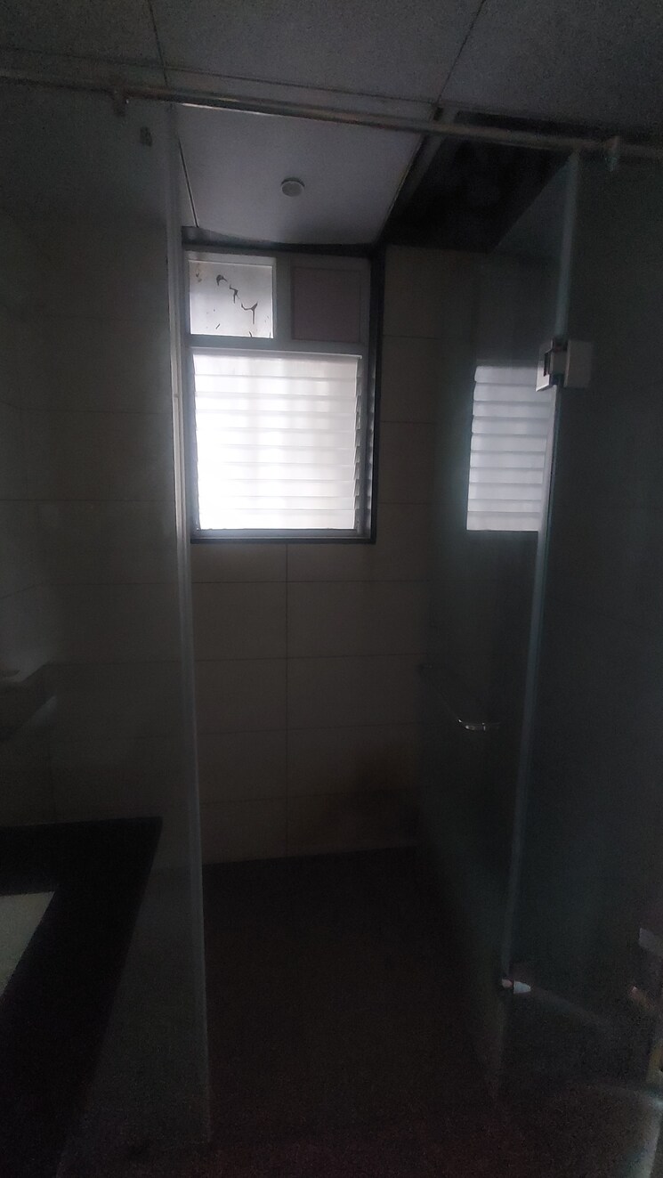 Bathroom, trendset-jayabheri-elevate 3 Bedroom 2210 Sq.Ft. Apartment In Madhapur Hyderabad 9458370