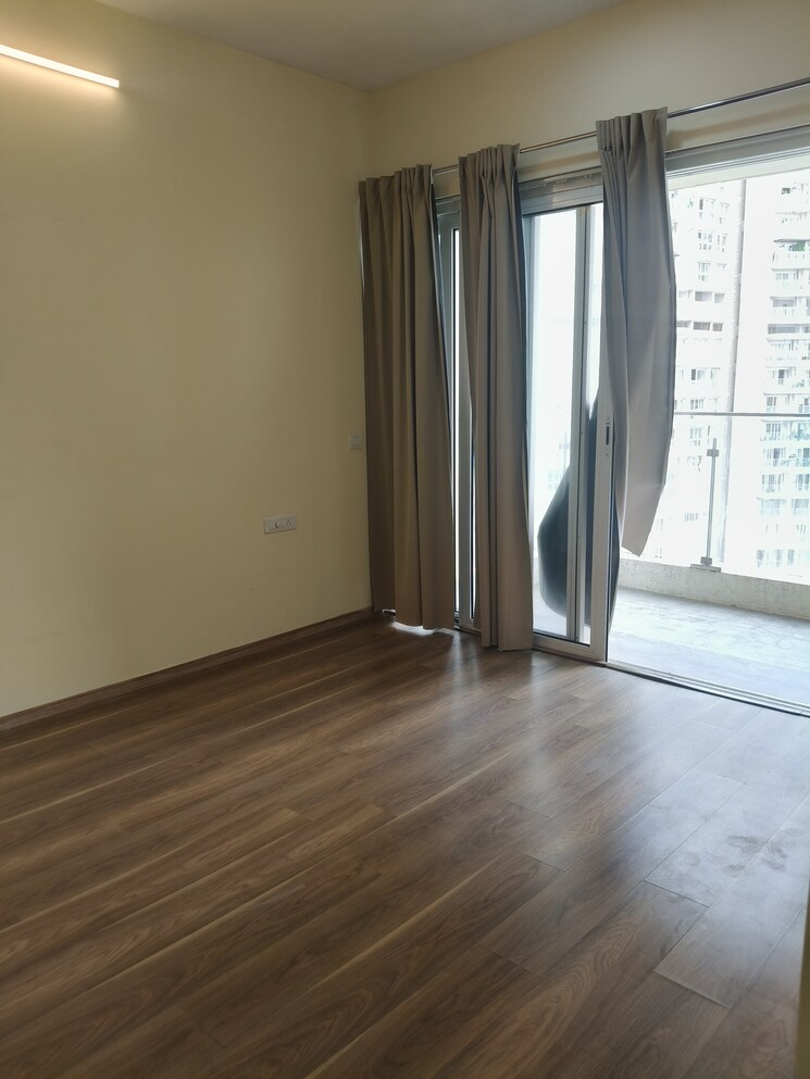 Master Bedroom, l-t-crescent-bay-t2 2 Bedroom 920 Sq.Ft. Apartment In Parel Mumbai 9458369