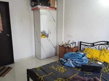 Team Area in 2 BHK Apartment at Eklavya Skylark, Kharadi – for Rent