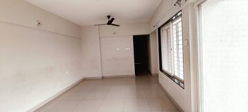 Room in 3 BHK Apartment at Brahma Vantage B, Bavdhan – for Rent
