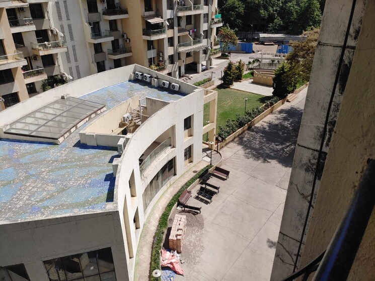 Balcony, kool-homes-green-valley 2 Bedroom 1000 Sq.Ft. Apartment In Bavdhan Pune 9458357