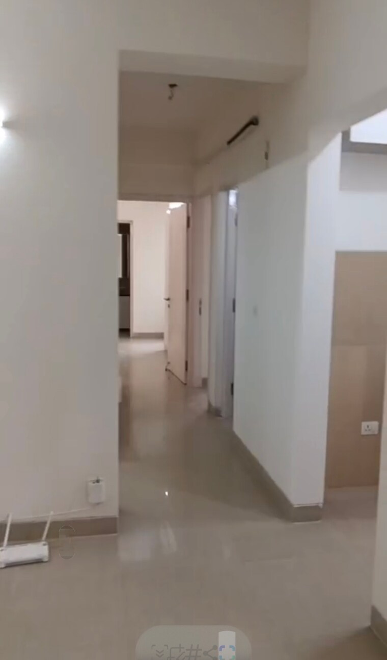 Room, emaar-emerald-estate 2 Bedroom 1020 Sq.Ft. Apartment In Sector 65 Gurgaon 9458441