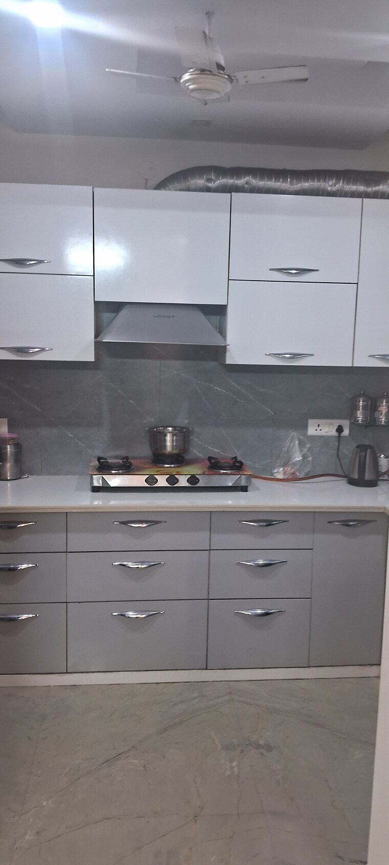 Kitchen, gagan vihar 3.5 Bedroom 1300 Sq.Ft. Builder Floor In Gagan Vihar Delhi 9458442