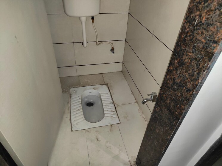 Bathroom, rs-kalpvruksh 2 Bedroom 900 Sq.Ft. Apartment In Vadgaon Budruk Pune 9458480