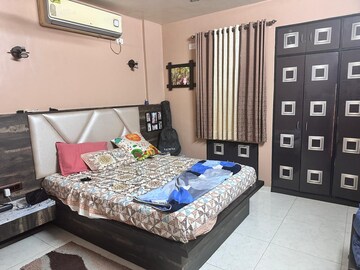 Bedroom in 2 BHK Apartment at West View Society, Salisbury Park – for Rent