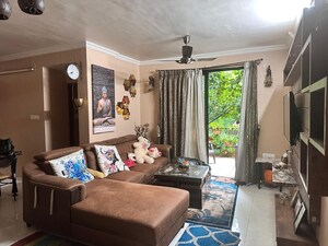 Living Room in 2 BHK Apartment at West View Society, Salisbury Park – for Rent