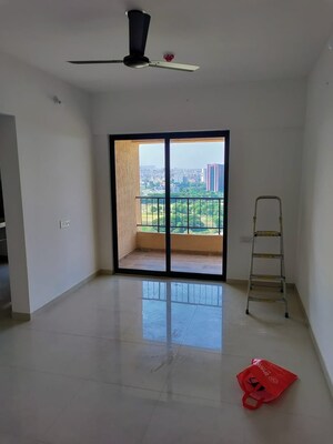 Room in 1 BHK Apartment at Amanora Adreno Towers, Hadapsar – for Rent