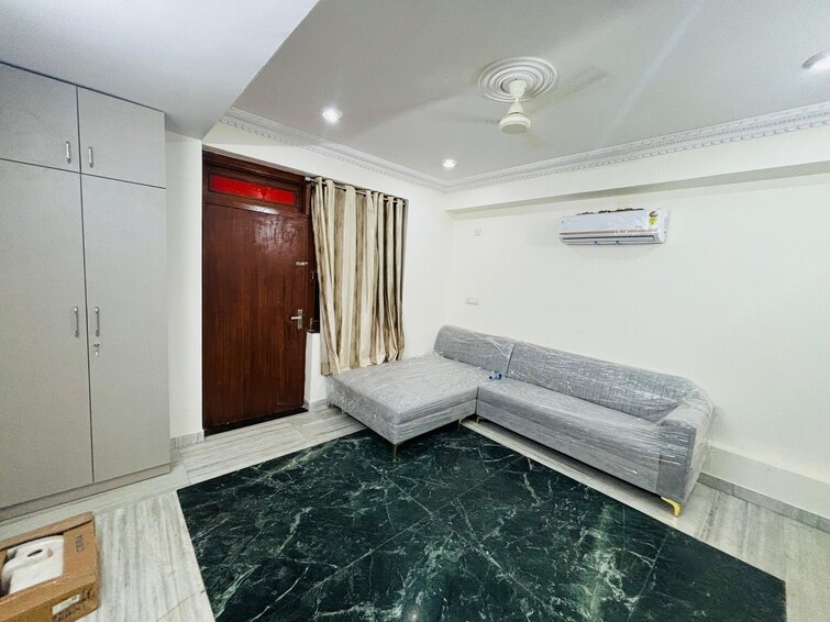 Cover Image, chattarpur 4 Bedroom 1800 Sq.Ft. Builder Floor In Chattarpur Delhi 9458551