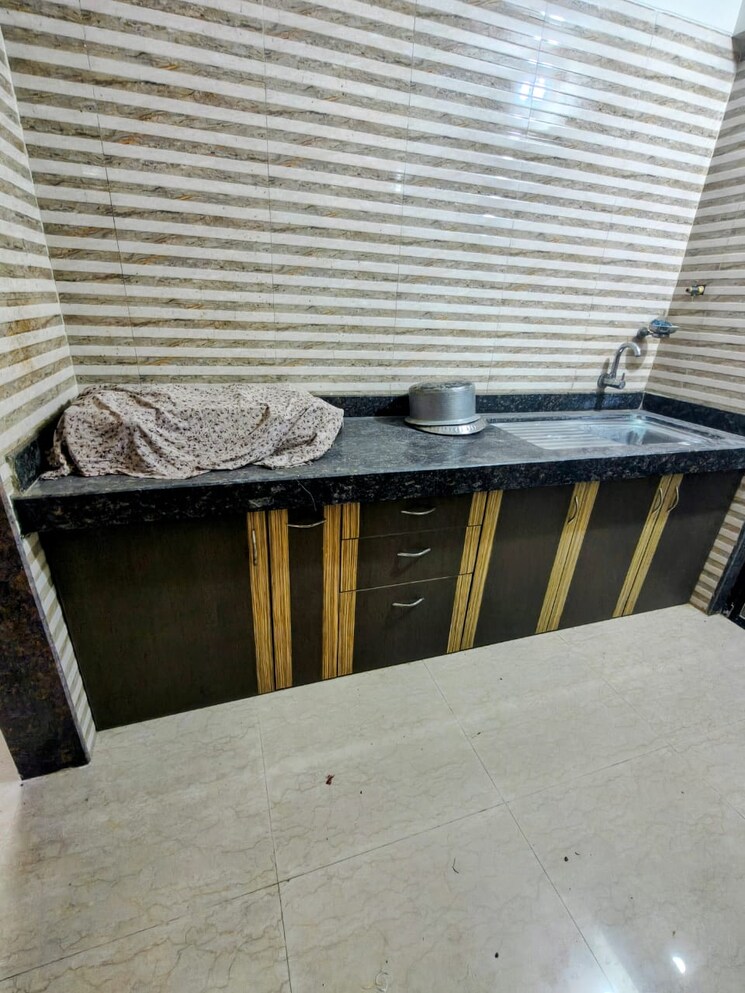 Kitchen, andheri west 2 Bedroom 650 Sq.Ft. Apartment In Andheri West Mumbai 9458586