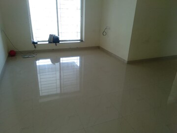 Room in 2 BHK Apartment at Mahesh Galaxy, Sinhagad Road – for Rent