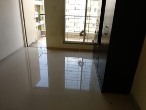 Room in 2 BHK Apartment at Mahesh Galaxy, Sinhagad Road – for Rent
