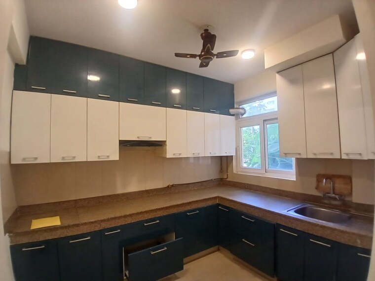 Kitchen, emaar-emerald-floors-premier 4 Bedroom 1975 Sq.Ft. Apartment In Sector 65 Gurgaon 9458745