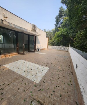 5 BHK Independent House – Exterior View View at Sainik Farm - for Sale