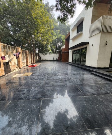 5 BHK Independent House – Exterior View View at Sainik Farm - for Sale