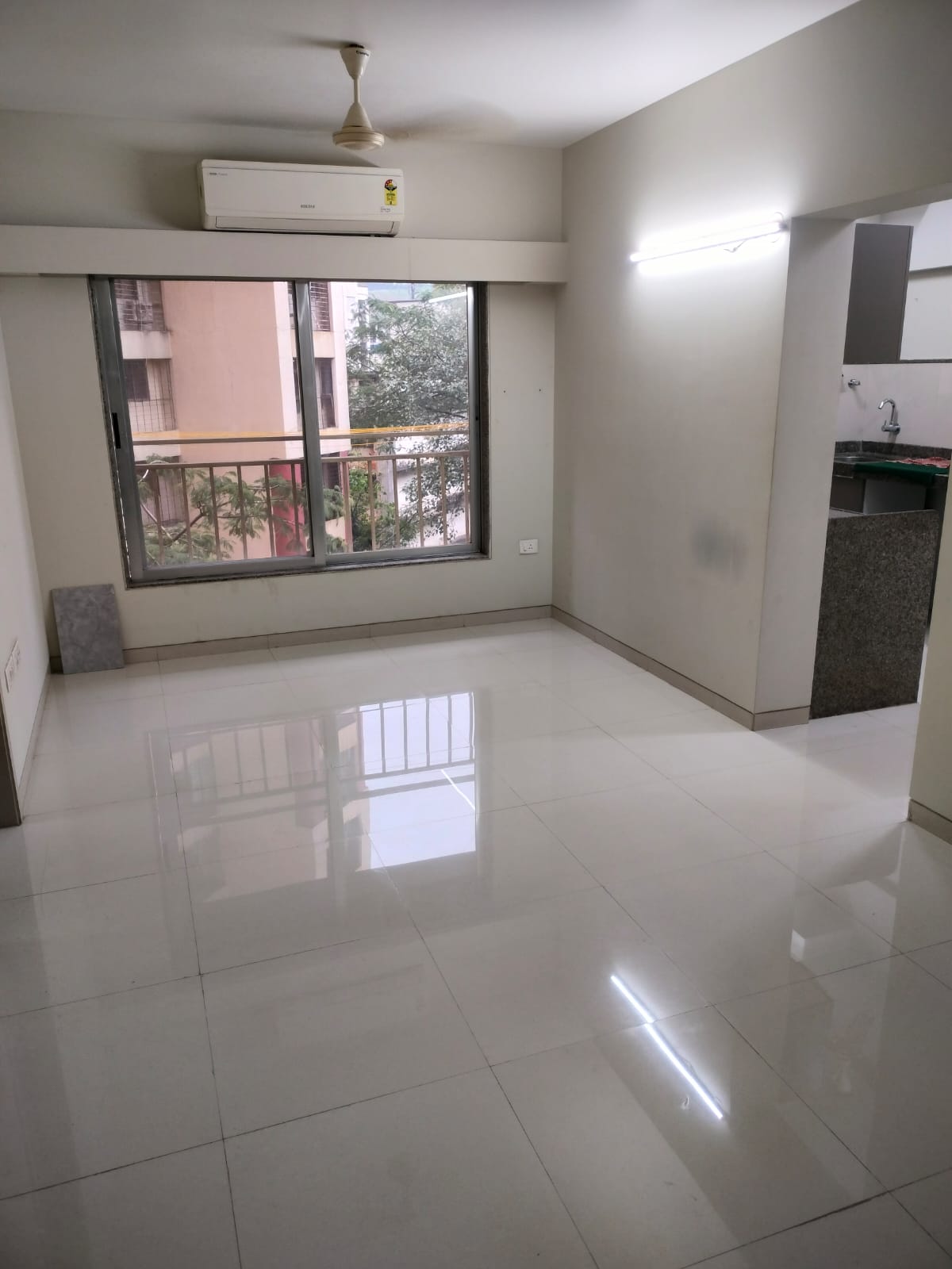 2 BHK Apartment For Sale in Harasiddh Viraaj
