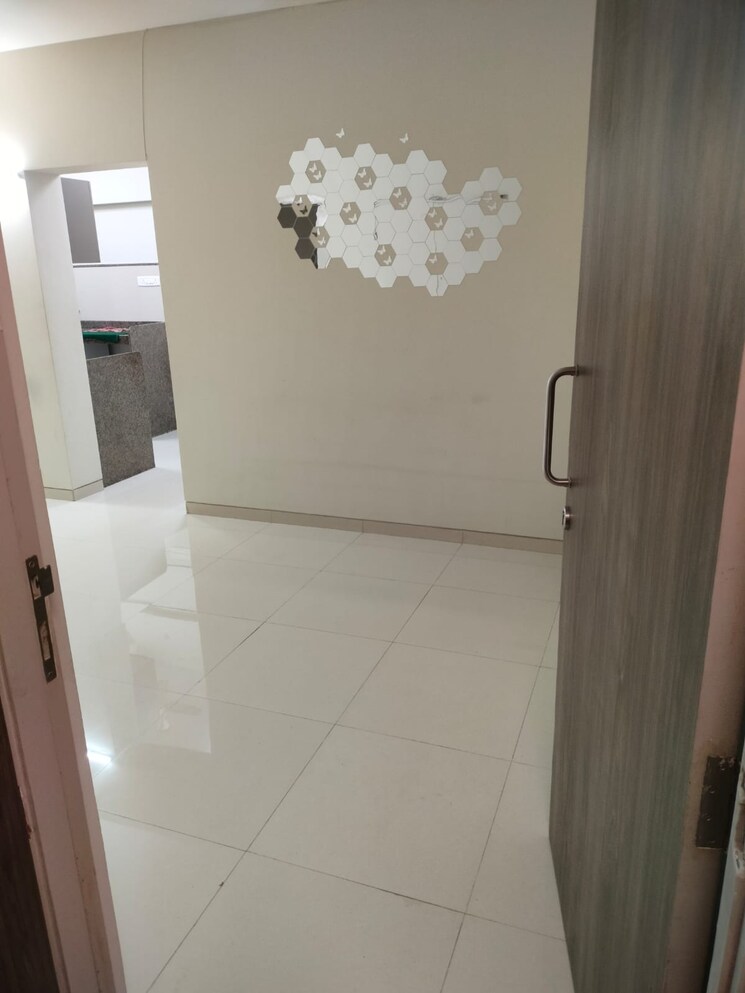 Bathroom, harasiddh-viraaj 2 Bedroom 575 Sq.Ft. Apartment In Malad East Mumbai 9458782