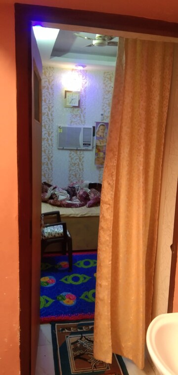 Furnished Amenities in 4 BHK Independent House at Chakrata Road – for Sale