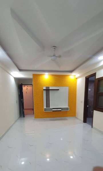 3 BHK Builder Floor For Rent in Chattarpur