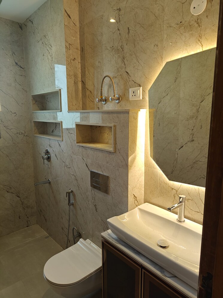 Bathroom, anant-raj-ashok-estate 3 Bedroom 1485 Sq.Ft. Apartment In Sector 63a Gurgaon 9458849