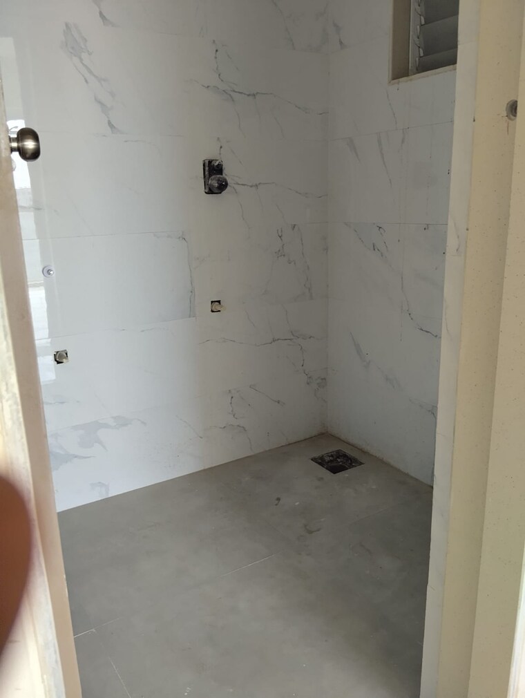 Bathroom, kings-my-homes 1 Bedroom 288 Sq.Ft. Apartment In Chunabhatti Mumbai 9458843